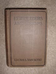 Tapa de Fertilizers and crop production,: By Dr. Lucius L. Van Slyke