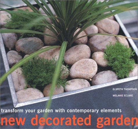 Tapa de New decorated garden
