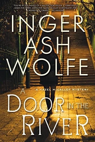 Tapa de A Door in the River