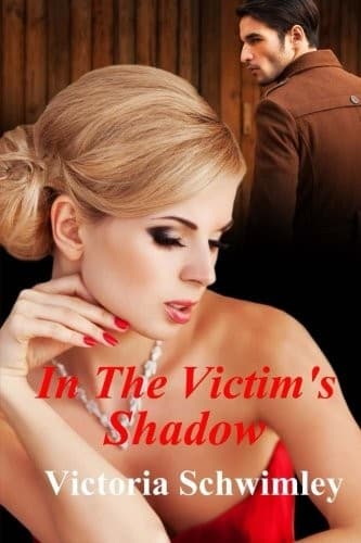 Tapa de In The Victim's Shadow