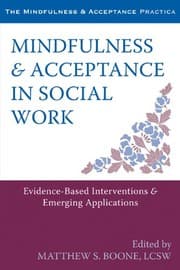 Tapa de Mindfulness and Acceptance in Social Work