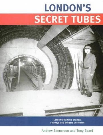 Tapa de London's secret tubes