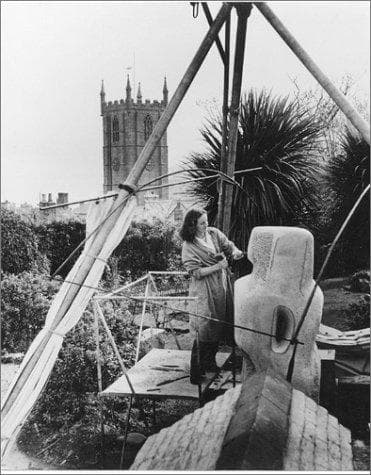Tapa de Barbara Hepworth