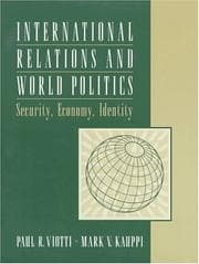 Tapa de International relations and world politics