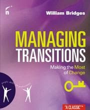 Tapa de Managing Transitions (People Skills for Professionals)