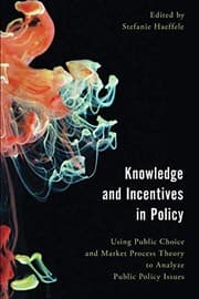 Tapa de Knowledge and Incentives in Policy