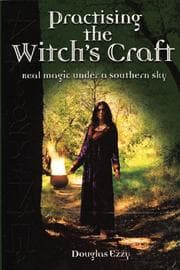 Tapa de Practising the Witch's Craft
