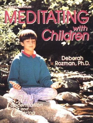 Tapa de Meditating with children