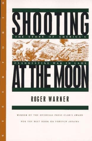 Tapa de Shooting at the moon