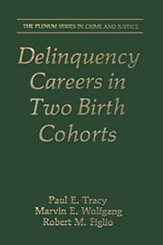 Tapa de Delinquency careers in two birth cohorts