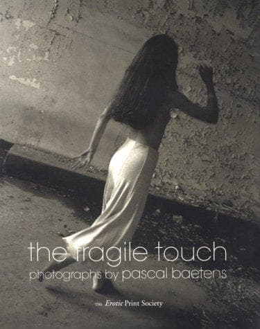 Tapa de The fragil touch