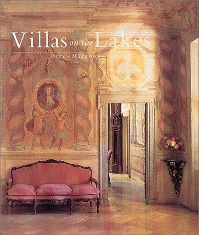 Tapa de Villas on the Lakes