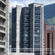 Tapa de Ejemplos De Arquitectura Moderna en Quito en los Años 70