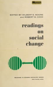 Tapa de Readings on social change