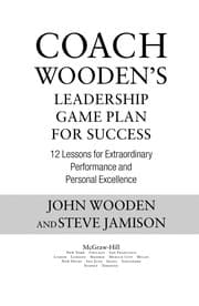 Tapa de Coach wooden's leadership game plan for success