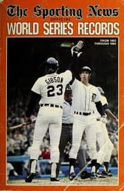 Tapa de The Sporting News Official World Series Record Book 1903-1984