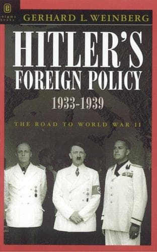 Tapa de Hitler's Foreign Policy 1933-1939