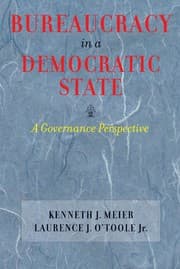 Tapa de Bureaucracy in a democratic state
