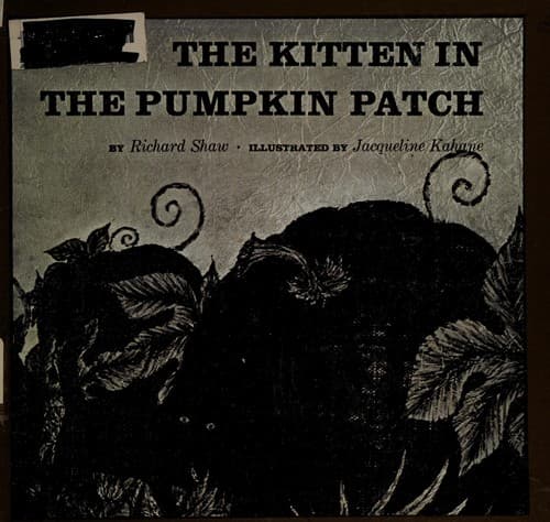 Tapa de The kitten in the pumpkin patch
