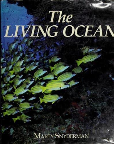Tapa de The living oceans