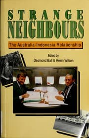 Tapa de Strange Neighbours