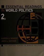 Tapa de Essential readings in world politics