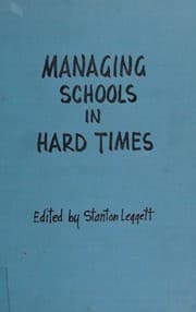 Tapa de Managing schools in hard times