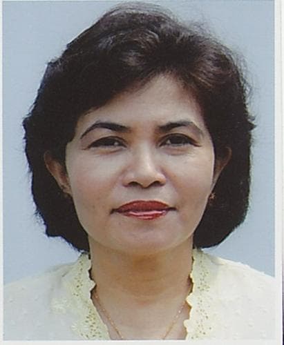 Retrato de Dewi Fortuna Anwar