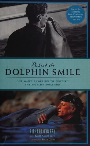 Tapa de Behind the dolphin smile