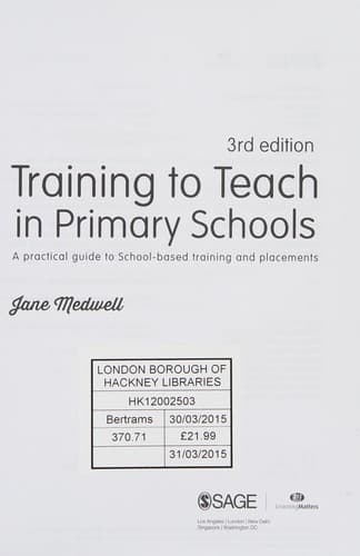 Tapa de Training to Teach in Primary Schools