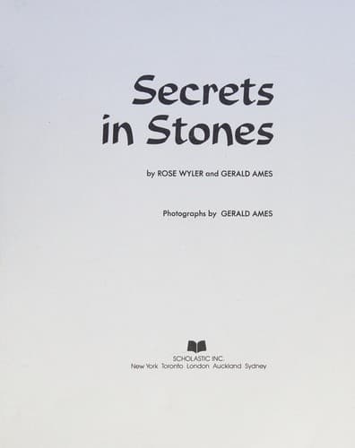 Tapa de Secrets in Stones