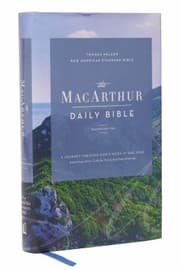 Tapa de NASB, MacArthur Daily Bible, Hardcover, Comfort Print