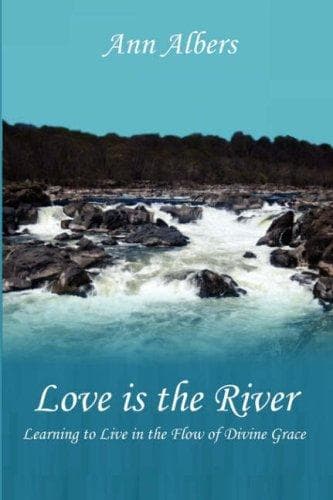 Tapa de Love is the River