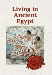 Tapa de Living in Ancient Egypt
