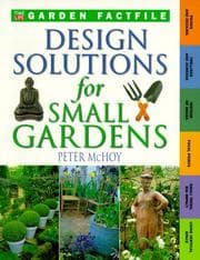 Tapa de Design Solutions for Small Gardens (Time-Life Garden Factfiles)