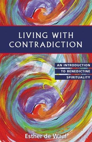 Tapa de Living with contradiction