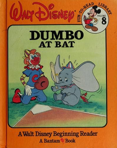 Tapa de Dumbo at bat.