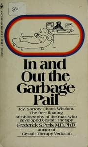 Tapa de In and out the garbage pail.