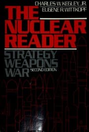 Tapa de The Nuclear reader