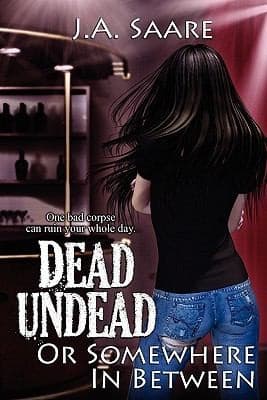 Tapa de Dead Undead Or Somewhere In Between