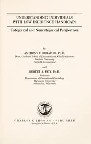 Tapa de Understanding individuals with low incidence handicaps : categorical and noncategorical perspectives