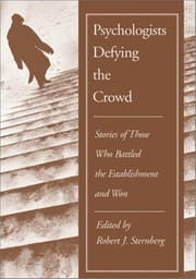 Tapa de Psychologists defying the crowd