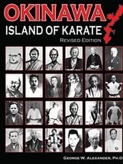 Tapa de Okinawa Island of Karate