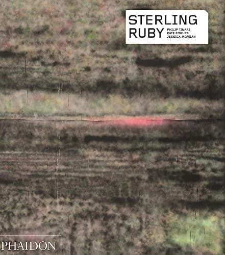 Tapa de Sterling Ruby