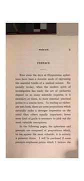 Tapa de Golden rules of pediatrics: Aphorisms, Observations and Precepts on the Science and Art of ..